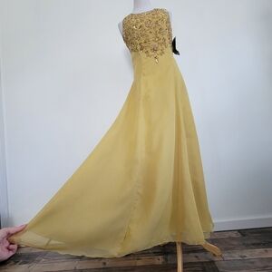 Landmark Women's Sz S Yellow Beaded Ball Gown Formal Party Dress Beaded Chiffon